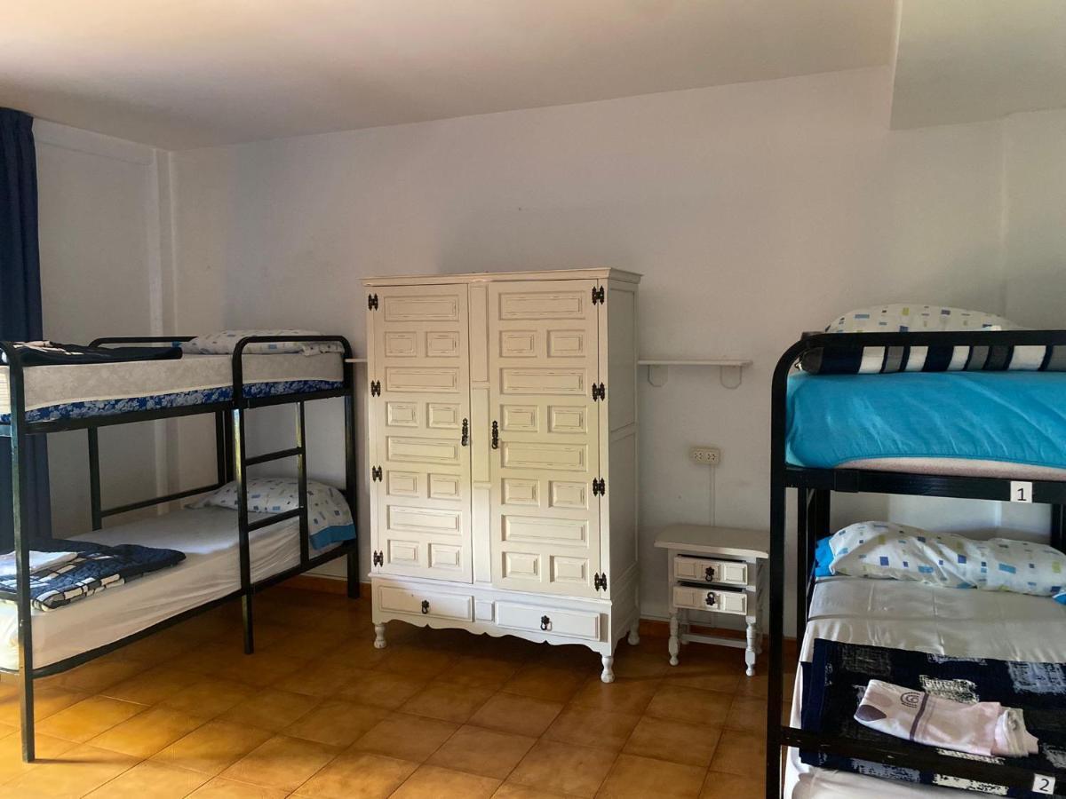 Albergue Pension Flavia Падрон Экстерьер фото