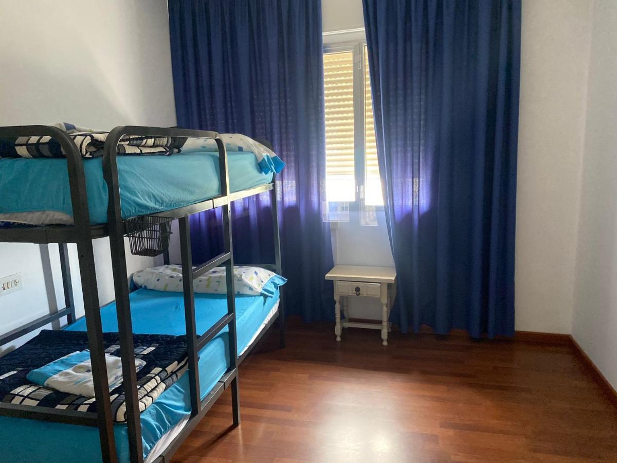 Albergue Pension Flavia Падрон Экстерьер фото